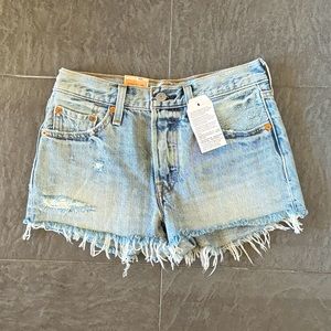 Levi’s 501 women’s shorts size 24